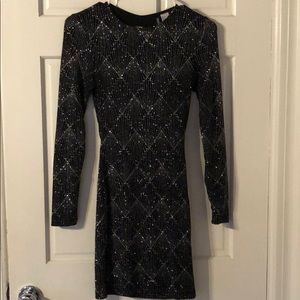 Cute dress! Worn 1x!